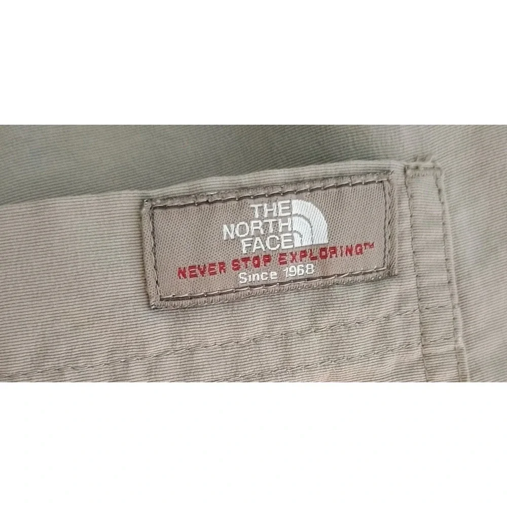 The North Face Men's Utility Shorts Size Medium Nylon Hiking Summer Beige‎